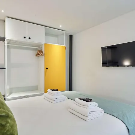 Superb Le Marais Center Of